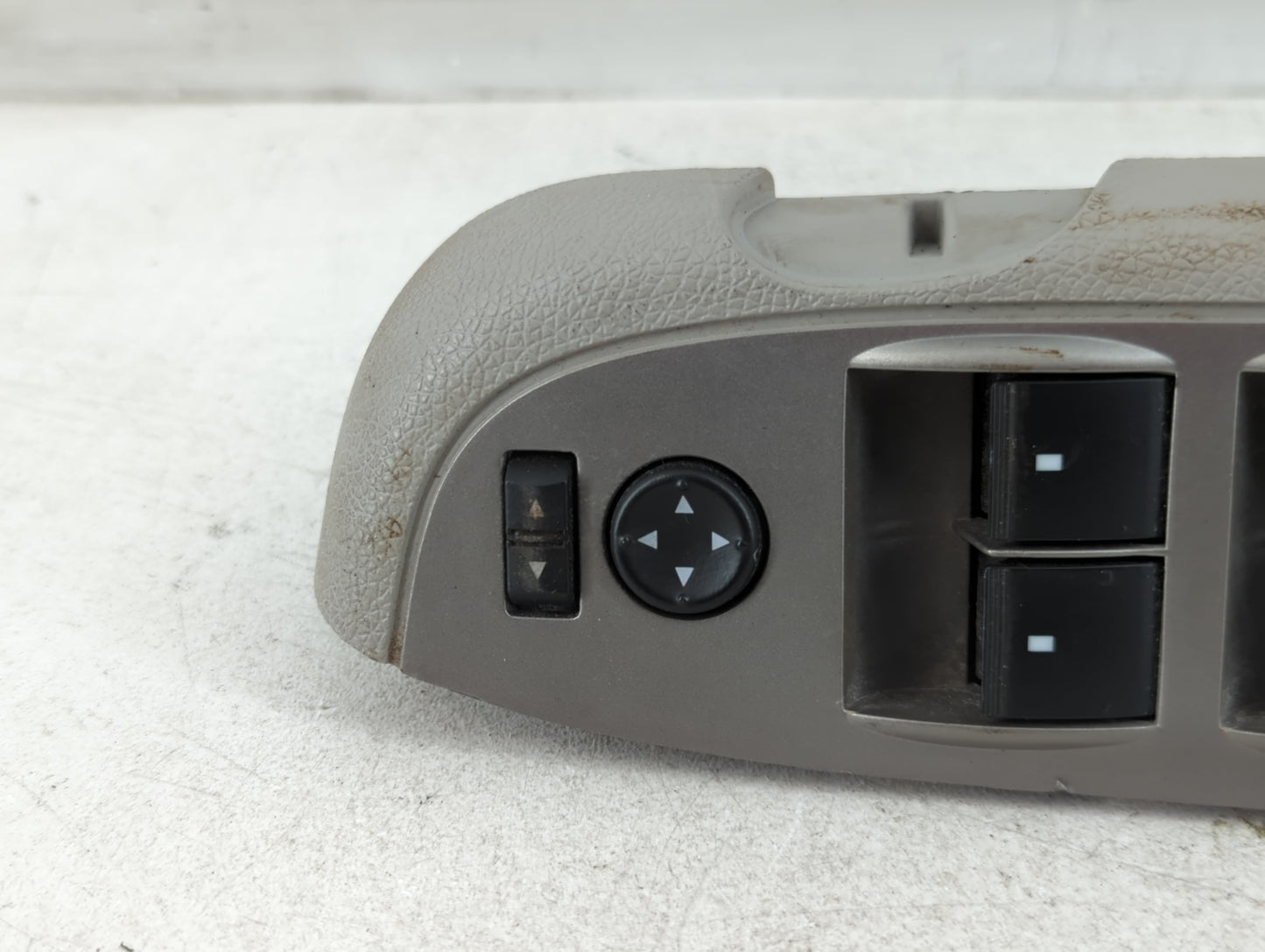 2003-2007 Chevrolet Silverado 1500 Master Power Window Switch Replacement Driver Side Left P/N:20945129 Fits OEM Used Auto Parts