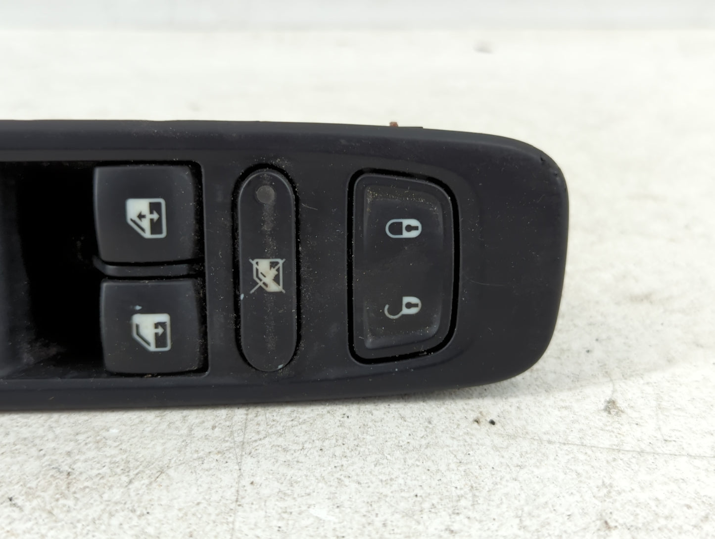 2017 Jeep Compass Master Power Window Switch Replacement Driver Side Left P/N:P6BZ27LXHAA Fits OEM Used Auto Parts - Oemusedautoparts1.com