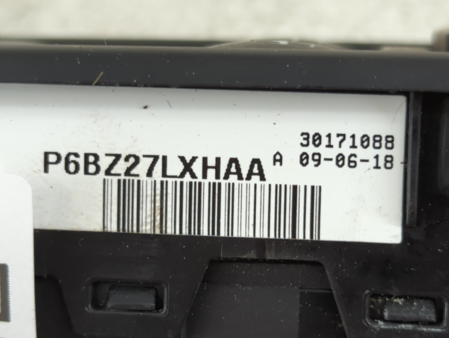 2017 Jeep Compass Master Power Window Switch Replacement Driver Side Left P/N:P6BZ27LXHAA Fits OEM Used Auto Parts - Oemusedautoparts1.com