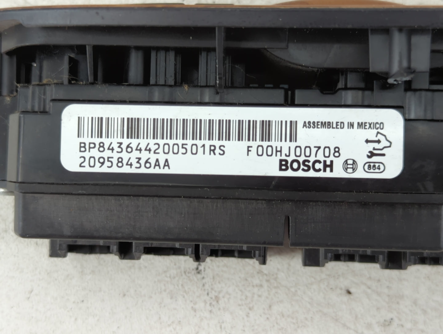 2010-2017 Buick Enclave Master Power Window Switch Replacement Driver Side Left P/N:20958436AA Fits OEM Used Auto Parts - Oemusedautoparts1.com