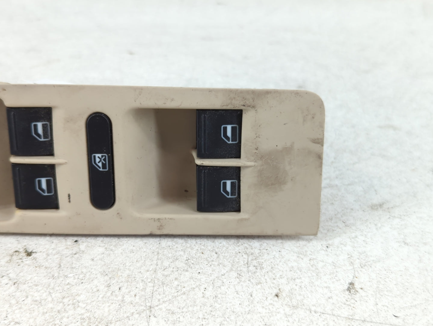 2007-2011 Volkswagen Eos Master Power Window Switch Replacement Driver Side Left P/N:1K0 959 565 K Fits OEM Used Auto Parts - Oemusedautoparts1.com