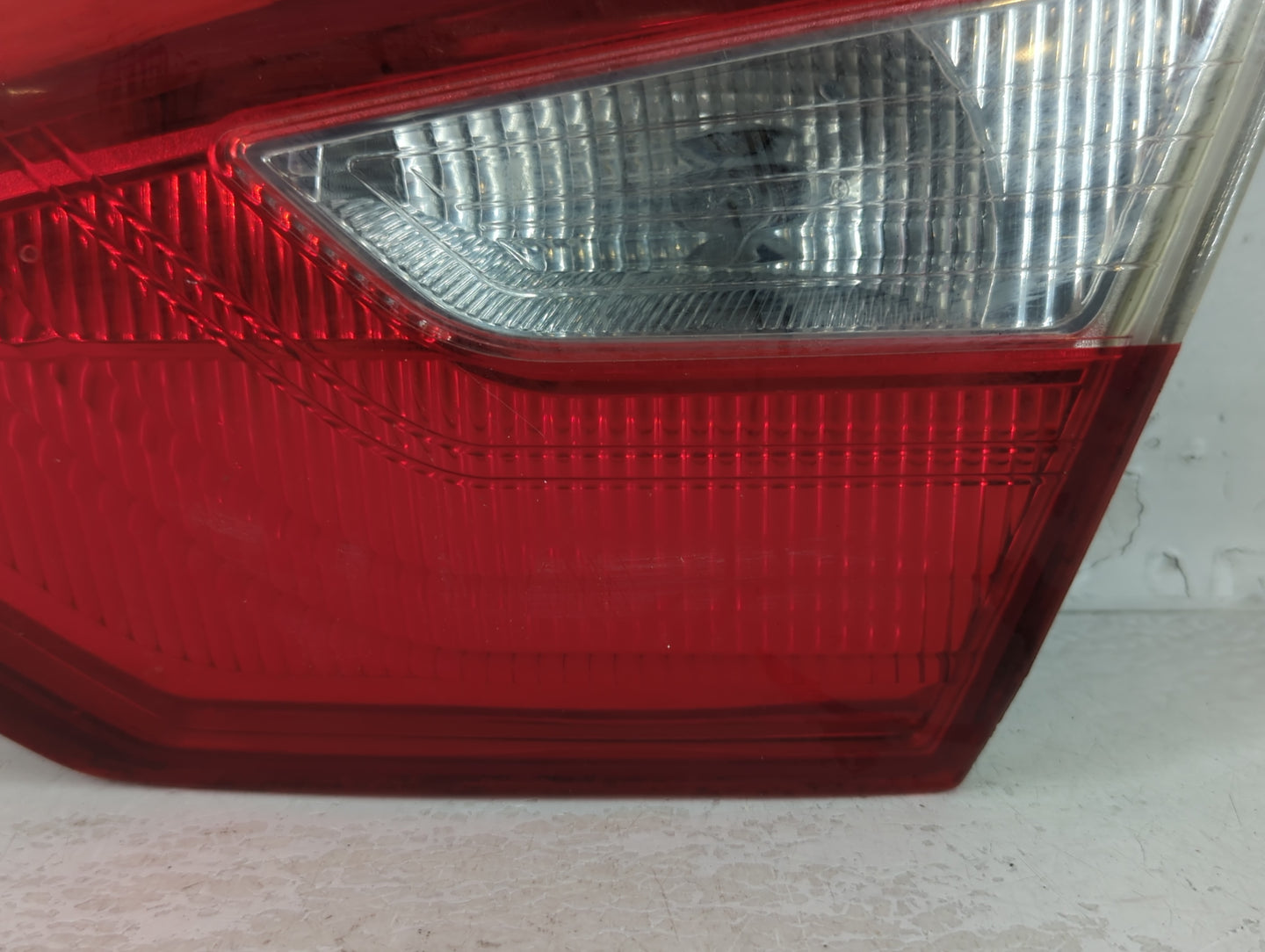 2012-2014 Ford Focus Tail Light Assembly Passenger Right OEM P/N:CP93-13A602-A BM51-13A602-C Fits Fits 2012 2013 2014 OEM Used Auto Parts - Oemusedautoparts1.com