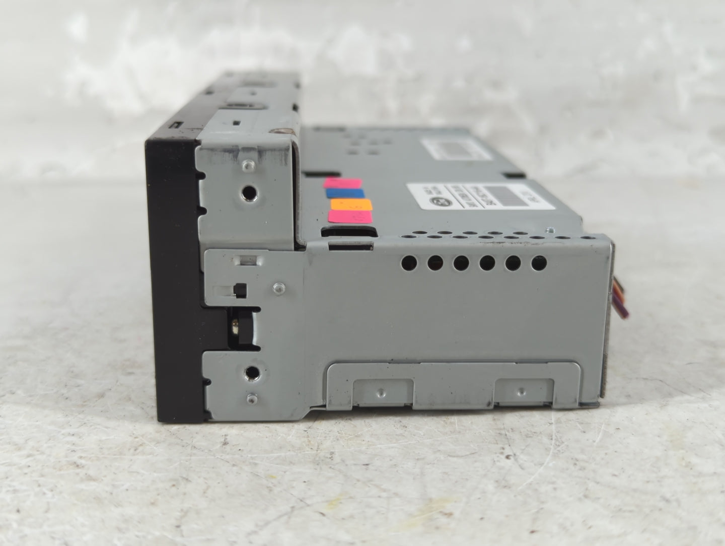 2011-2012 Ford Flex Radio AM FM Cd Player Receiver Replacement P/N:BA8T-19C116-AA Fits Fits 2011 2012 OEM Used Auto Parts - Oemusedautoparts1.com