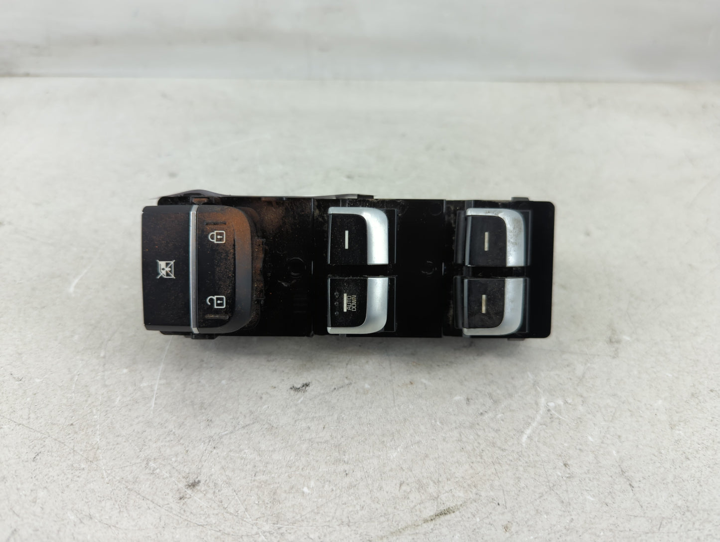 2016-2020 Kia Optima Master Power Window Switch Replacement Driver Side Left P/N:93570D4000SH6 Fits Fits 2016 2017 2018 2019 2020 OEM Used Auto Parts - Oemusedautoparts1.com