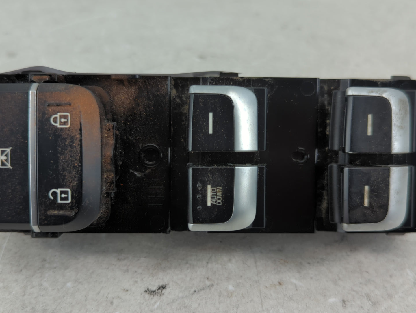 2016-2020 Kia Optima Master Power Window Switch Replacement Driver Side Left P/N:93570D4000SH6 Fits Fits 2016 2017 2018 2019 2020 OEM Used Auto Parts - Oemusedautoparts1.com