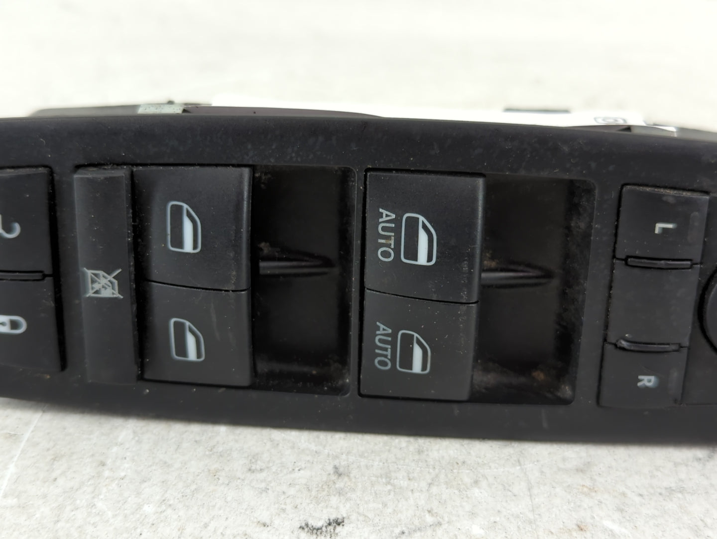 2012 Dodge Caravan Master Power Window Switch Replacement Driver Side Left P/N:68110866AA Fits Fits 2013 2014 2015 2016 OEM Used Auto Parts - Oemusedautoparts1.com