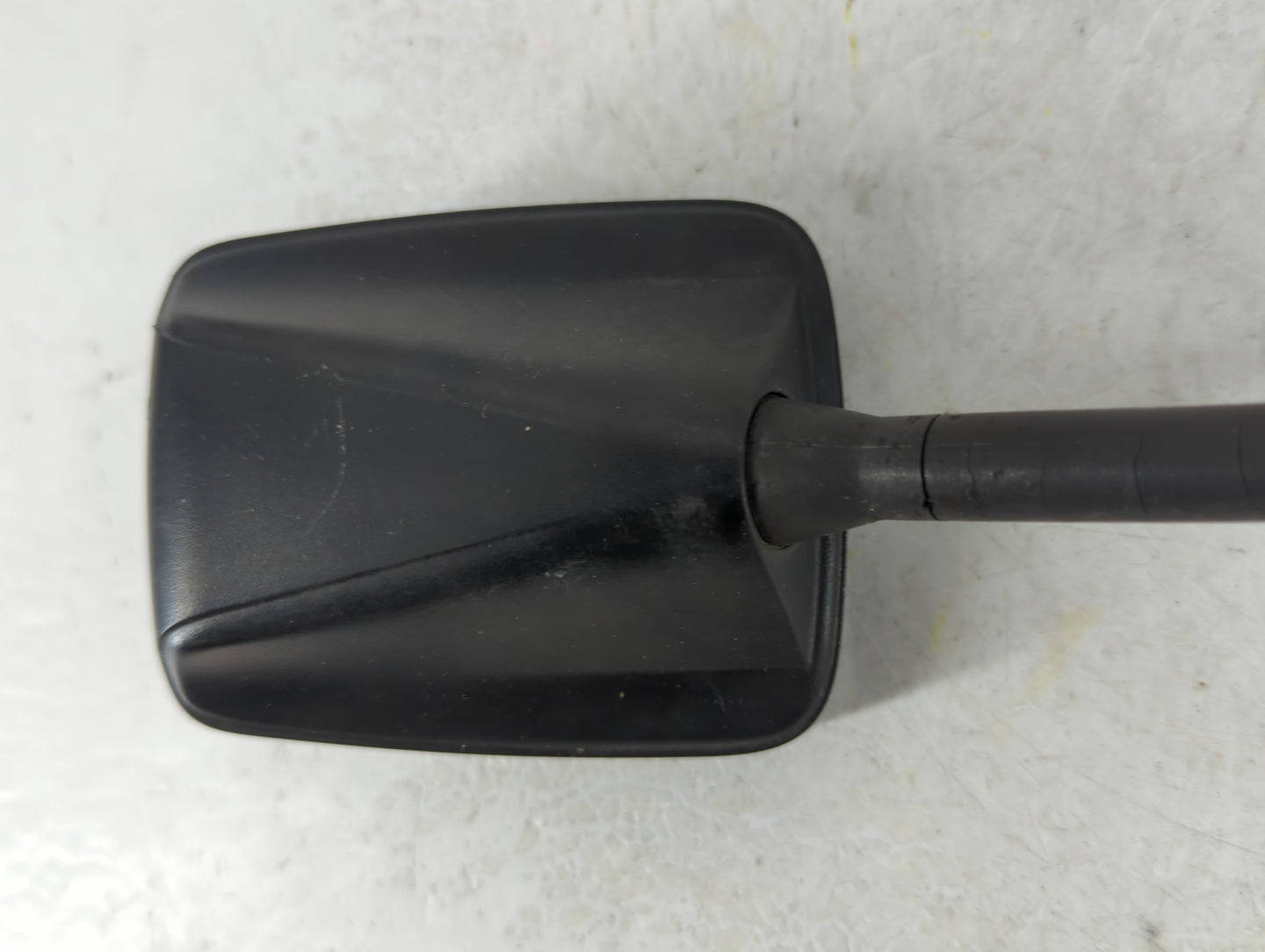 2011 Ford Edge  Roof Mounted Radio Antenna - Oemusedautoparts1.com
