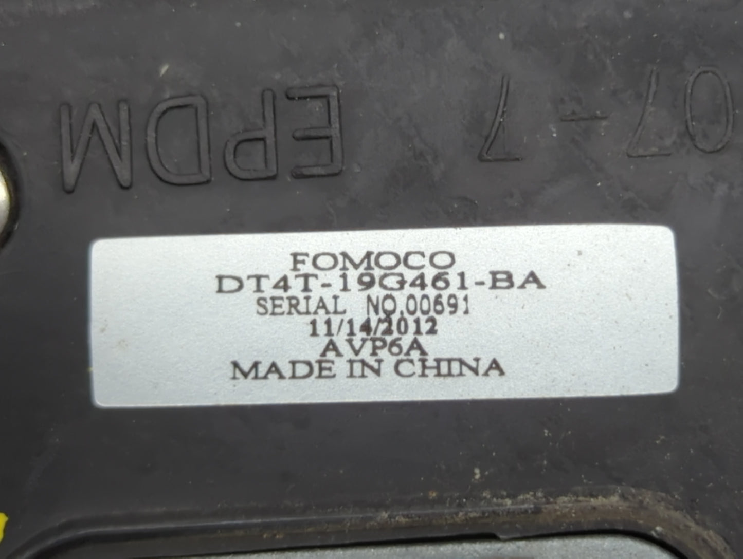 2011 Ford Edge  Roof Mounted Radio Antenna - Oemusedautoparts1.com