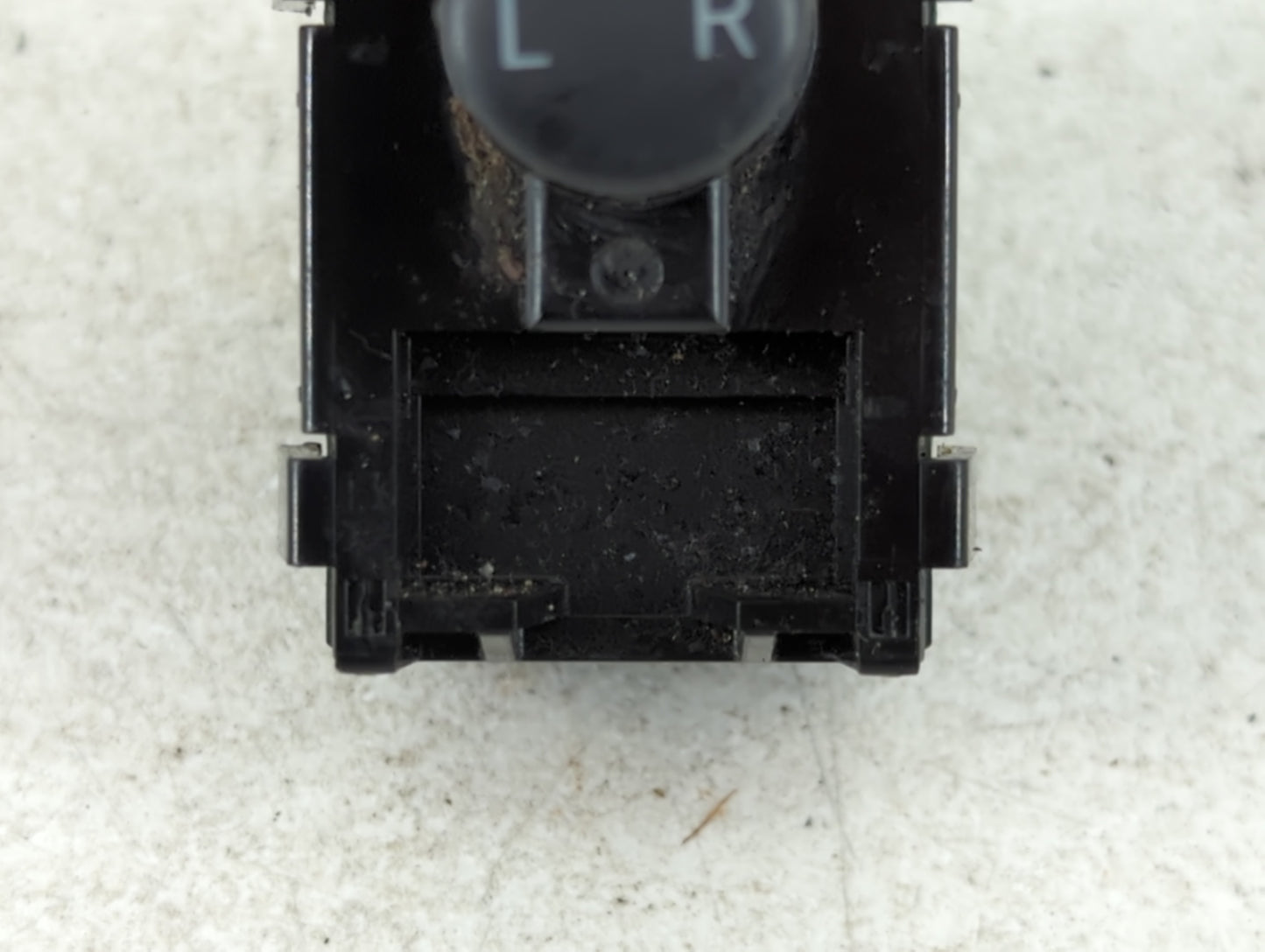 2007-2013 Nissan Altima Master Power Window Switch Replacement Driver Side Left Fits Fits 2007 2008 2009 2010 2011 2012 2013 OEM Used Auto Parts - Oemusedautoparts1.com