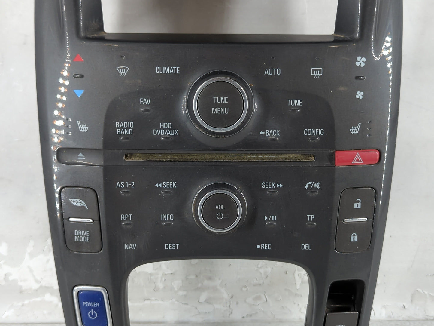 2011 Chevrolet Volt Radio AM FM Cd Player Receiver Replacement P/N:22850070 Fits OEM Used Auto Parts - Oemusedautoparts1.com
