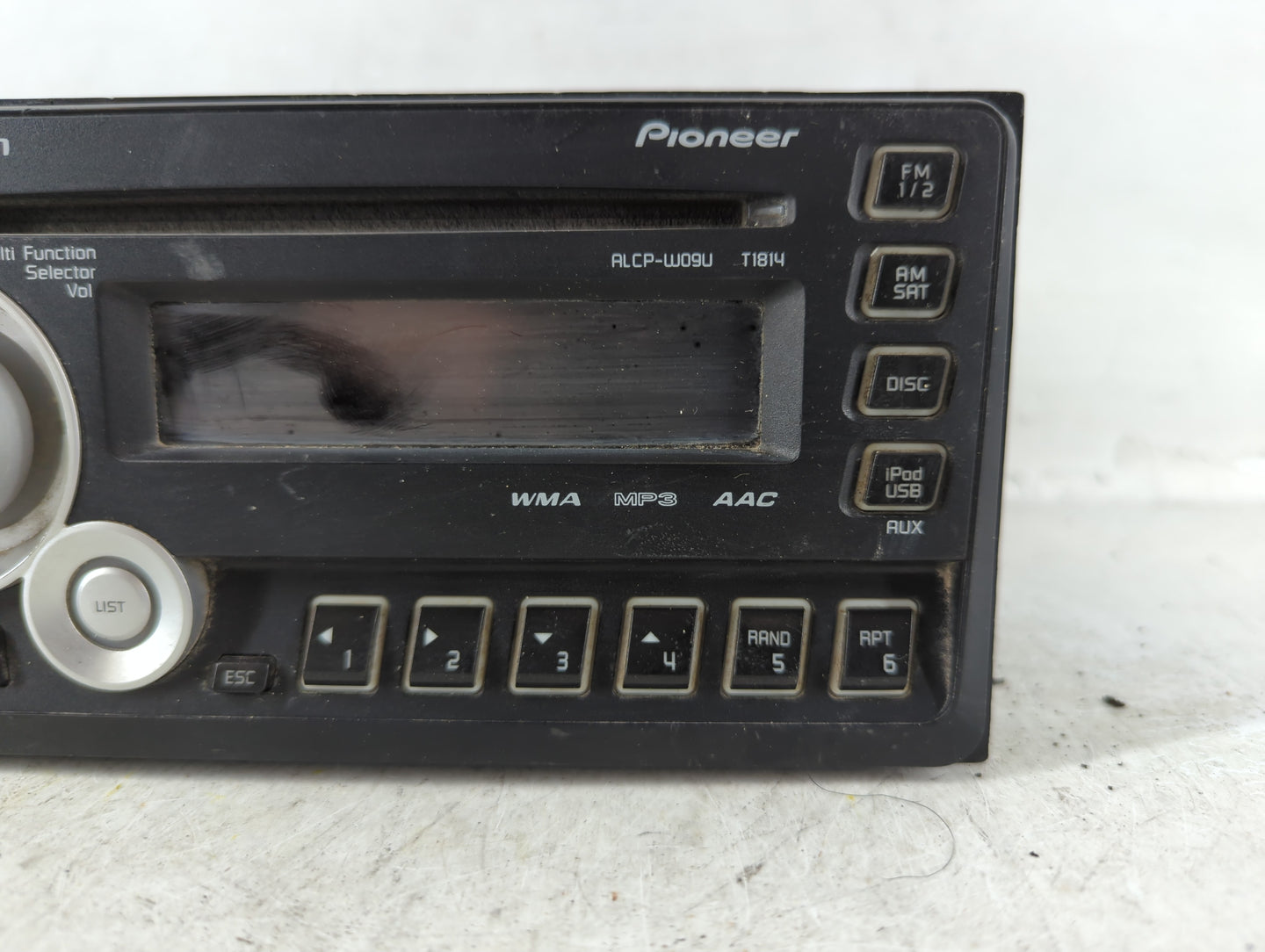 2008-2014 Scion Xb Radio AM FM Cd Player Receiver Replacement P/N:PT546-00100 Fits OEM Used Auto Parts - Oemusedautoparts1.com