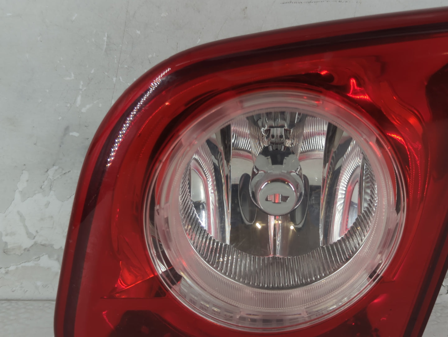 2008-2012 Chevrolet Malibu Tail Light Assembly Driver Left OEM P/N:15271121 Fits Fits 2008 2009 2010 2011 2012 OEM Used Auto Parts - Oemusedautoparts1.com