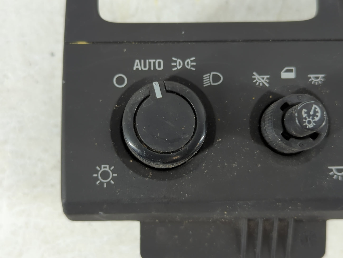 2005-2009 Chevrolet Uplander Climate Control Module Temperature AC/Heater Replacement Fits Fits 2005 2006 2007 2008 2009 OEM Used Auto Parts