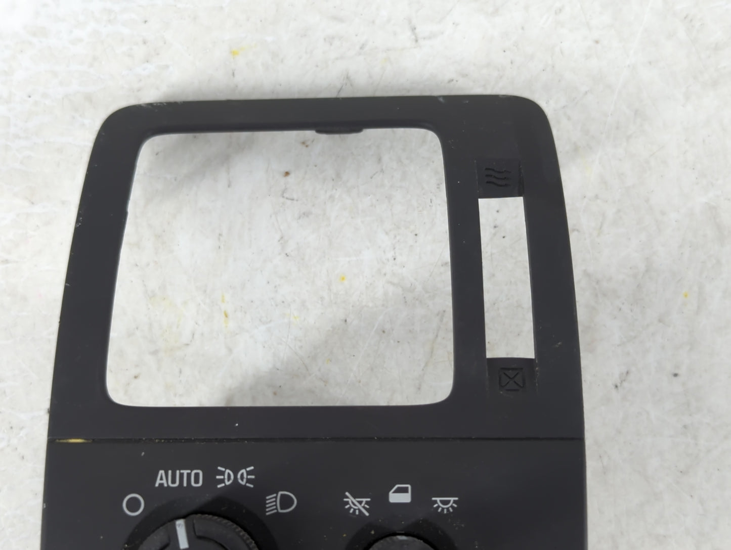 2005-2009 Chevrolet Uplander Climate Control Module Temperature AC/Heater Replacement Fits Fits 2005 2006 2007 2008 2009 OEM Used Auto Parts