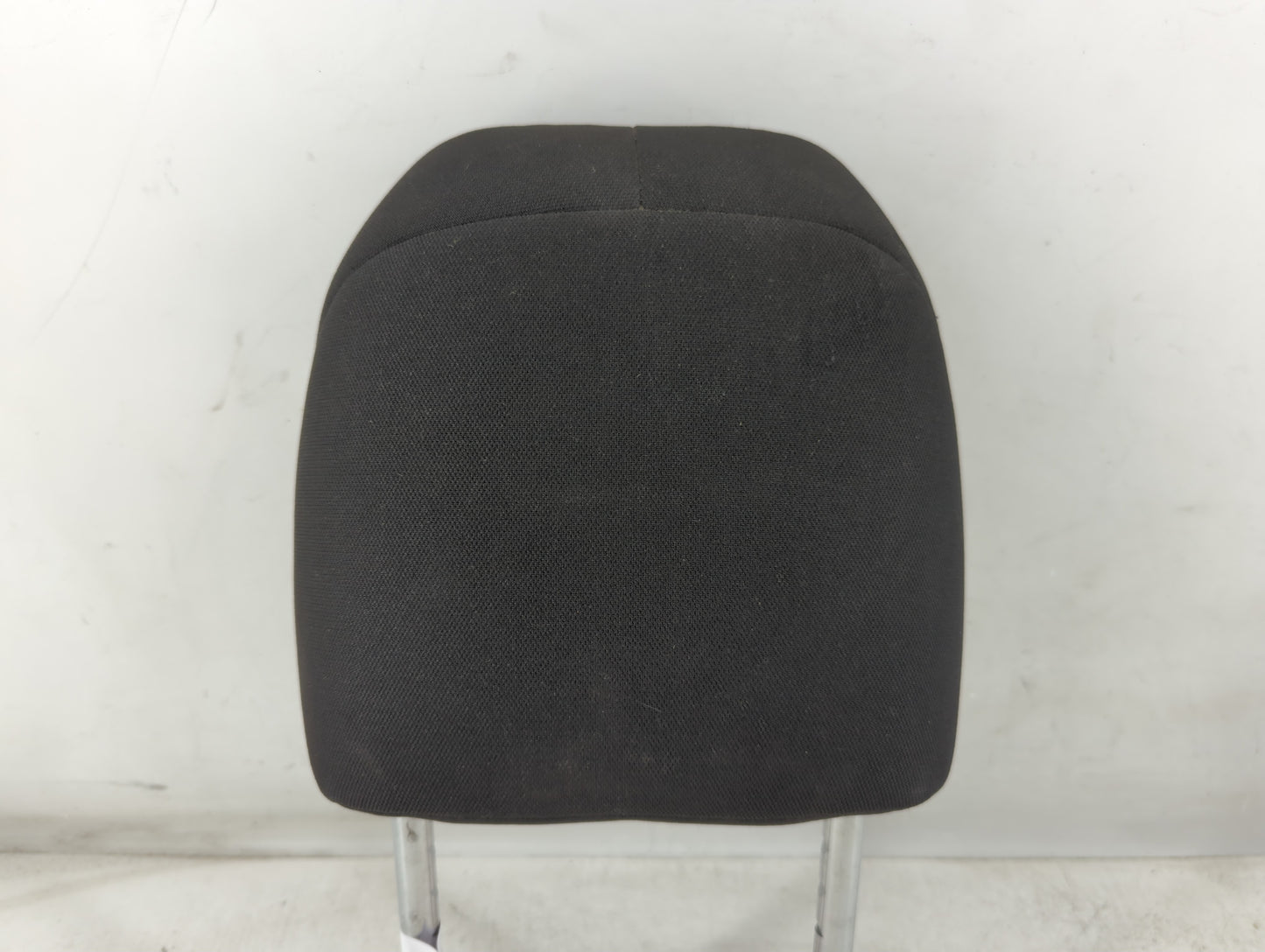 2003-2007 Chevrolet Silverado 1500 Headrest Head Rest Front Driver Passenger Seat Fits Fits 2003 2004 2005 2006 2007 OEM Used Auto Parts - Oemusedautoparts1.com