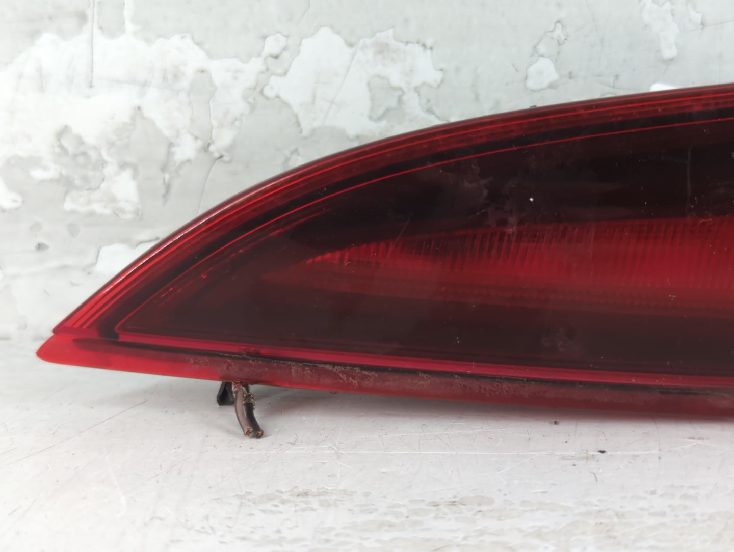 2014-2017 Buick Regal Tail Light Assembly Passenger Right OEM P/N:22756314 Fits Fits 2014 2015 2016 2017 OEM Used Auto Parts - Oemusedautoparts1.com