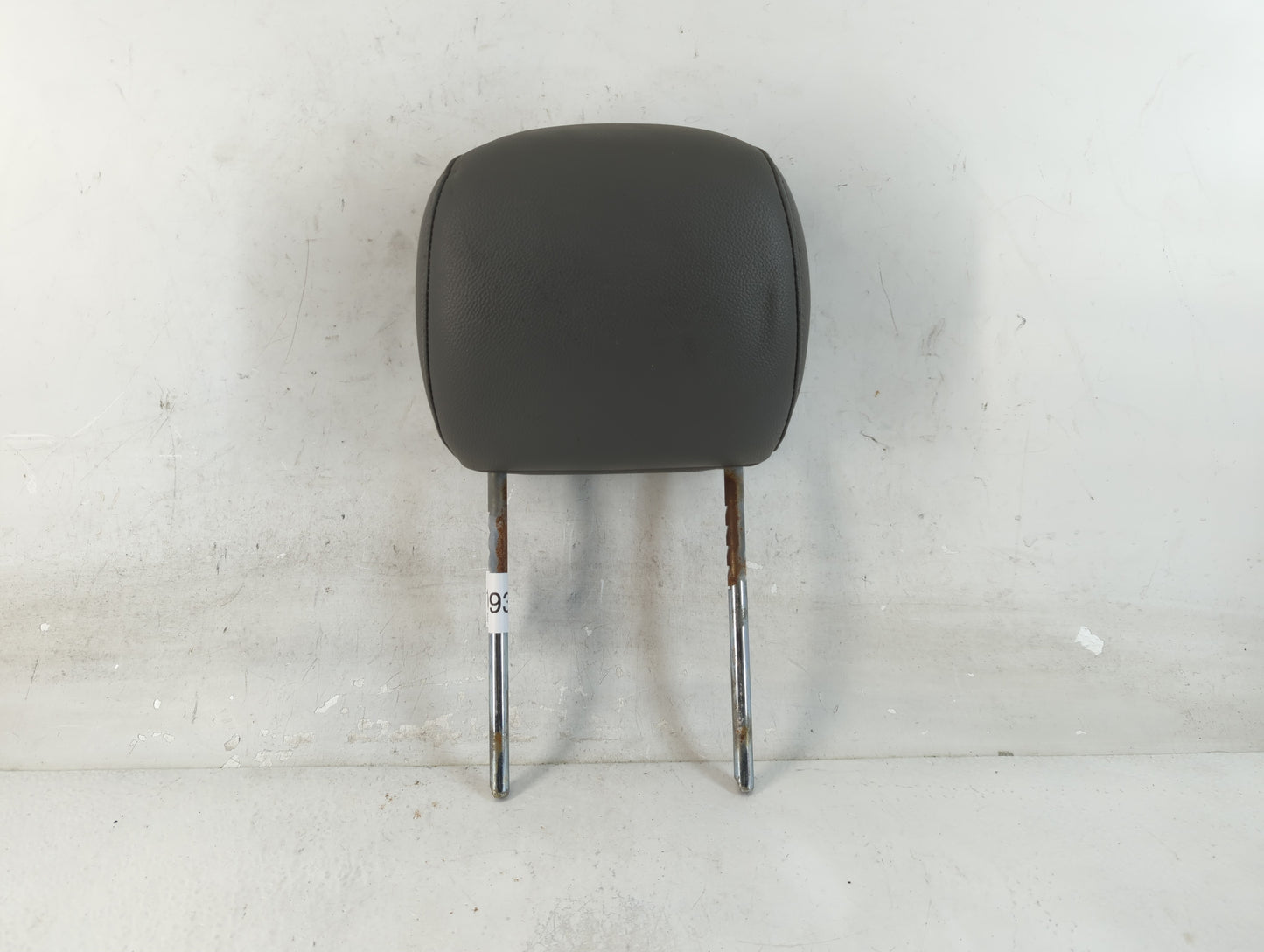 2008-2010 Chrysler Town & Country Headrest Head Rest Front Driver Passenger Seat Fits Fits 2008 2009 2010 OEM Used Auto Parts - Oemusedautoparts1.com