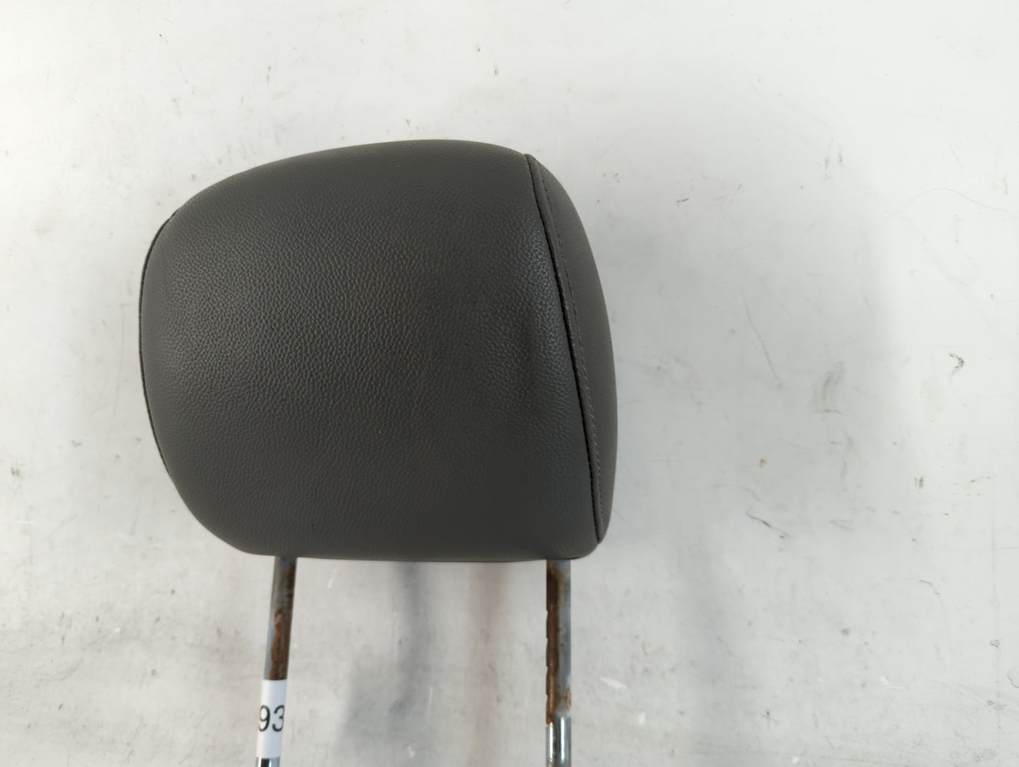 2008-2010 Chrysler Town & Country Headrest Head Rest Front Driver Passenger Seat Fits Fits 2008 2009 2010 OEM Used Auto Parts - Oemusedautoparts1.com
