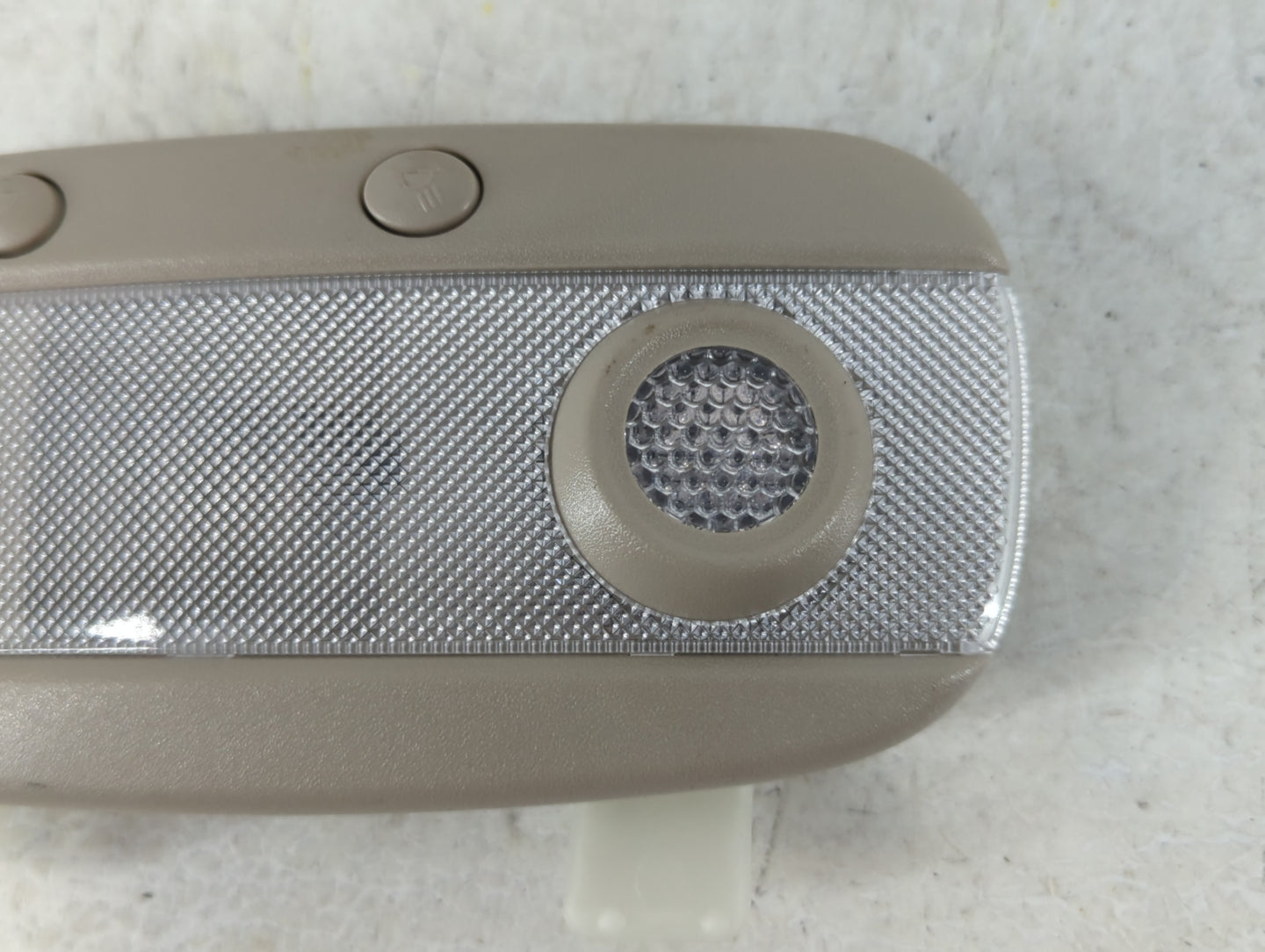 2010 Ford Taurus DOME LIGHT - Oemusedautoparts1.com