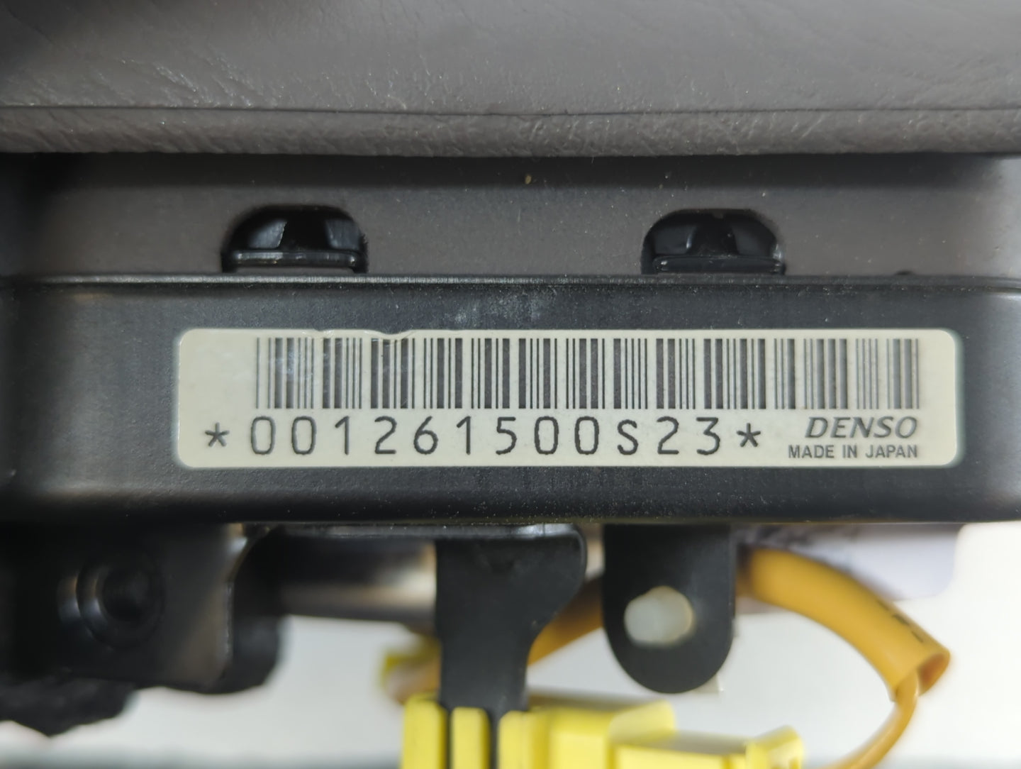 1999-2000 Lexus Rx300 Air Bag Driver Left Steering Wheel Mounted P/N:001261500S23 Fits Fits 1999 2000 OEM Used Auto Parts - Oemusedautoparts1.com