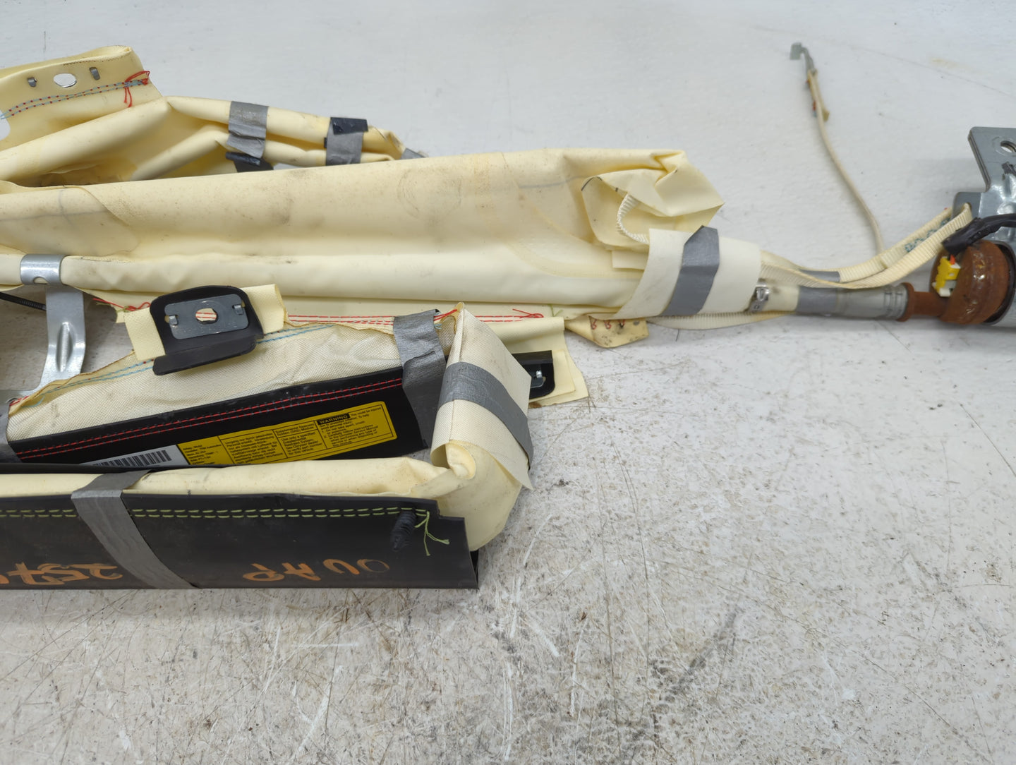 2010-2011 Jeep Liberty Passenger Curtain Air Bag Oem - Oemusedautoparts1.com