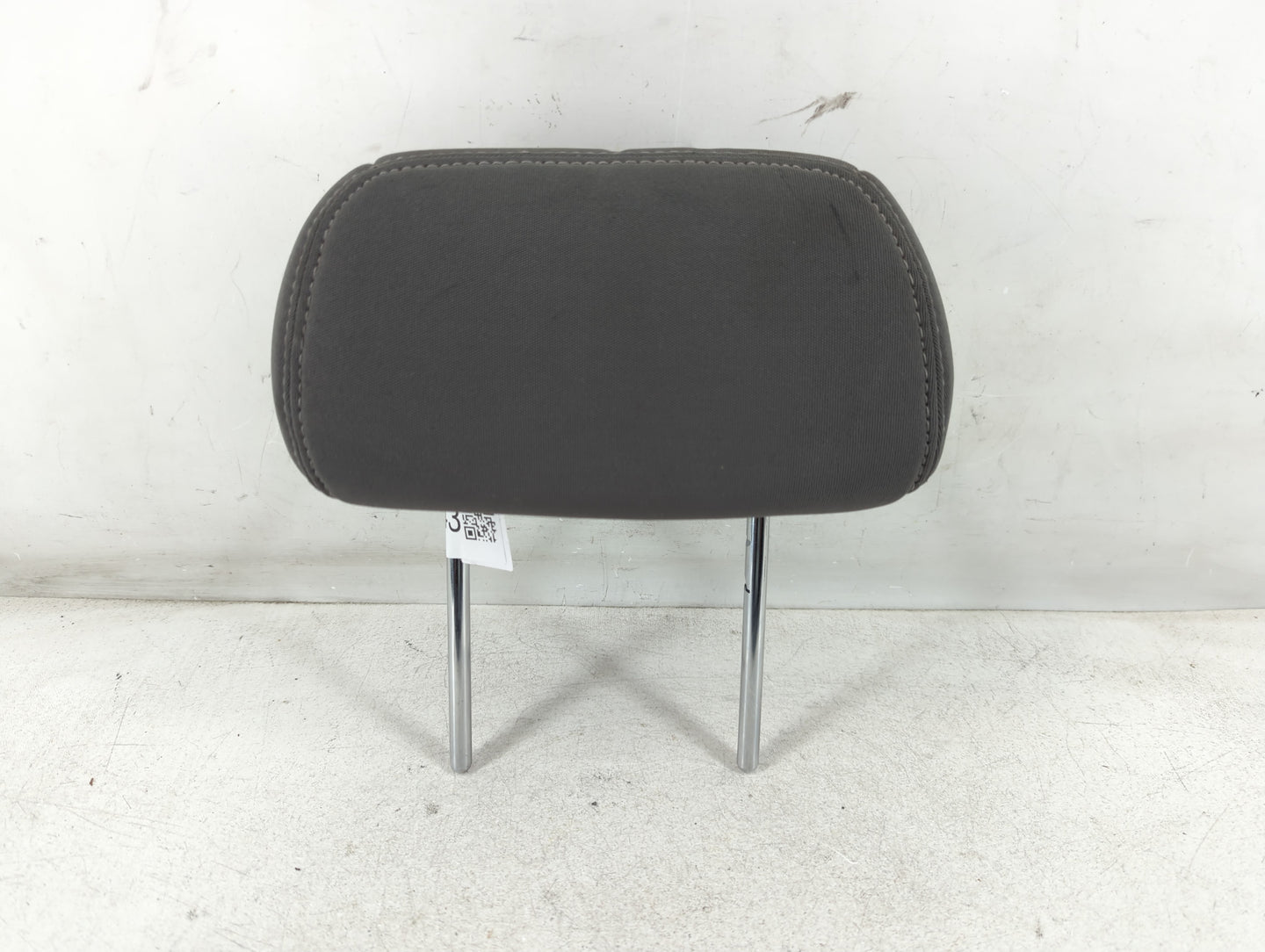 2013-2015 Hyundai Elantra Headrest Head Rest Front Driver Passenger Seat Fits Fits 2013 2014 2015 OEM Used Auto Parts - Oemusedautoparts1.com