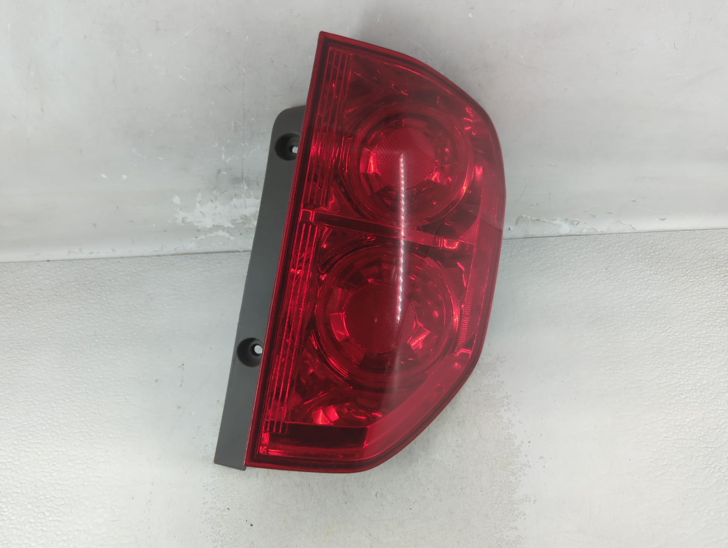 2007-2009 Saturn Aura Tail Light Assembly Passenger Right OEM Fits Fits 2007 2008 2009 OEM Used Auto Parts