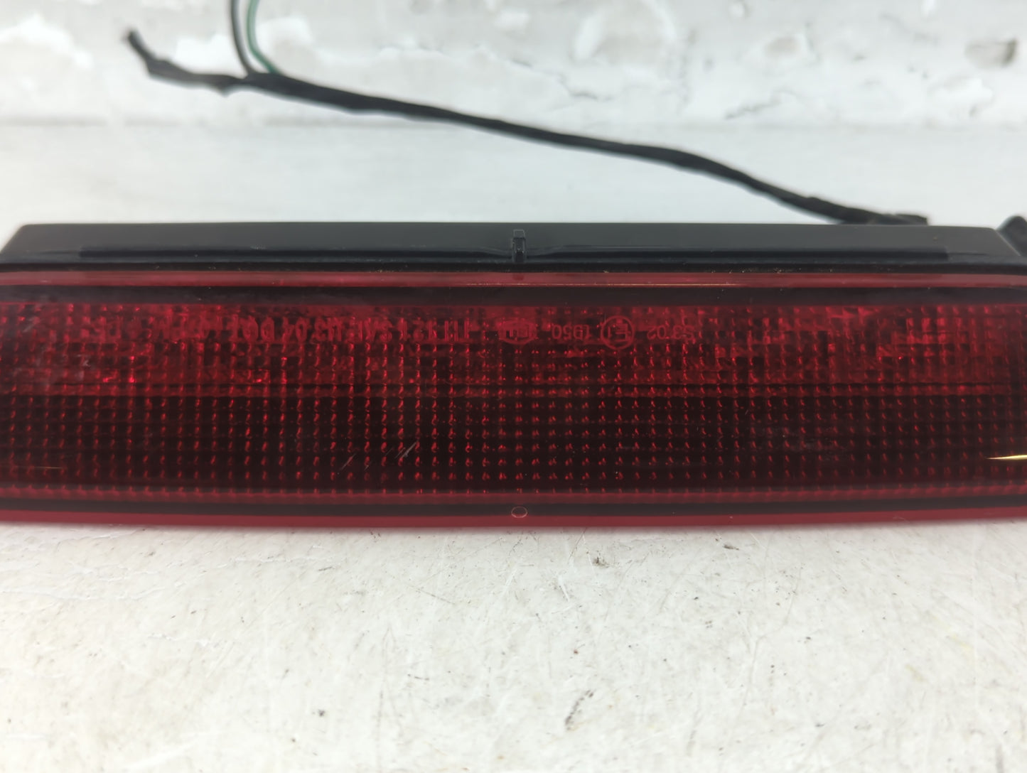 2011 Jeep Grand Cherokee Third Brake Light Tail Light P/N:05303754AD Fits OEM Used Auto Parts - Oemusedautoparts1.com
