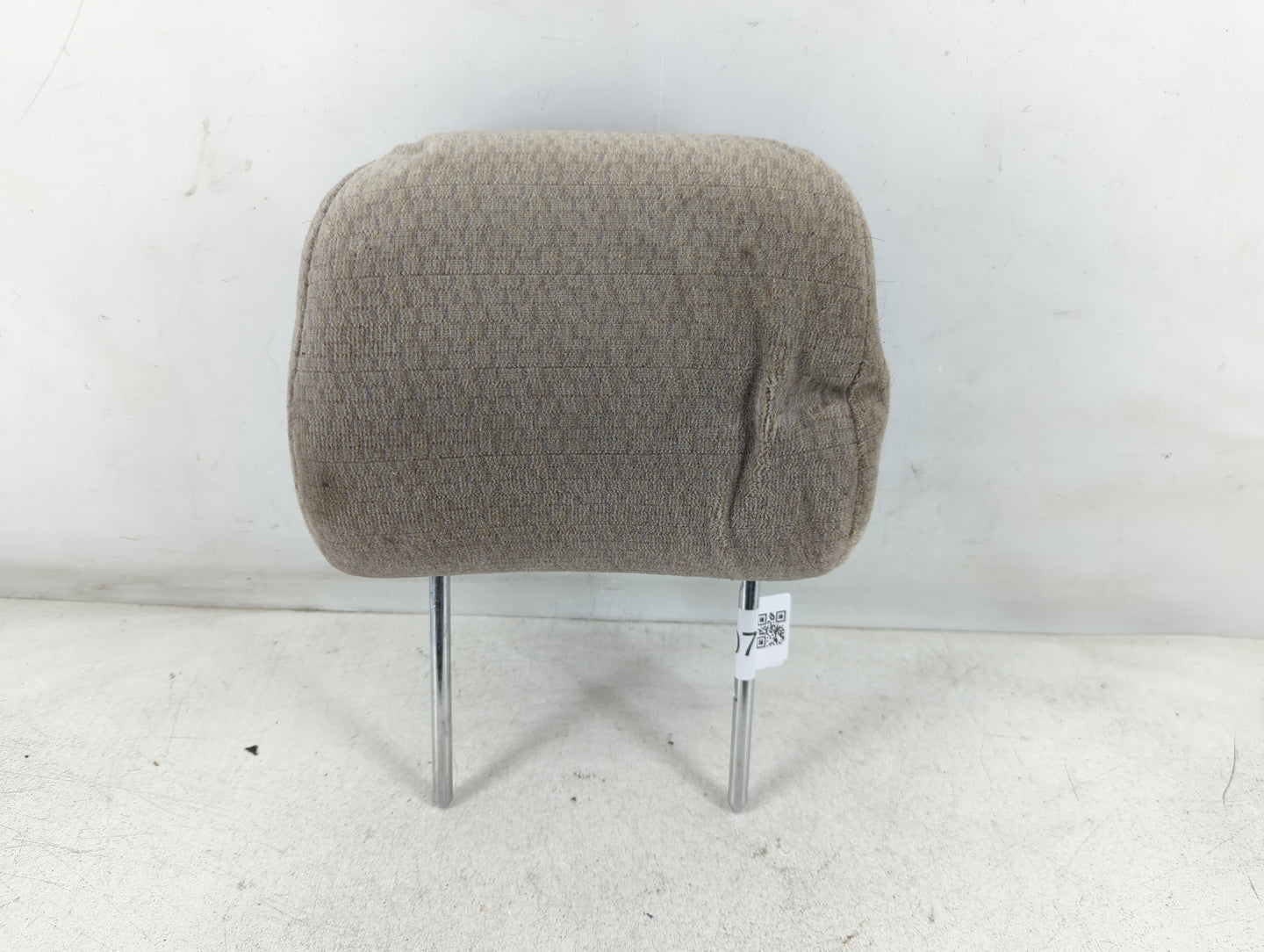 2002-2004 Toyota Corolla Headrest Head Rest Front Driver Passenger Seat Fits Fits 2002 2003 2004 OEM Used Auto Parts - Oemusedautoparts1.com