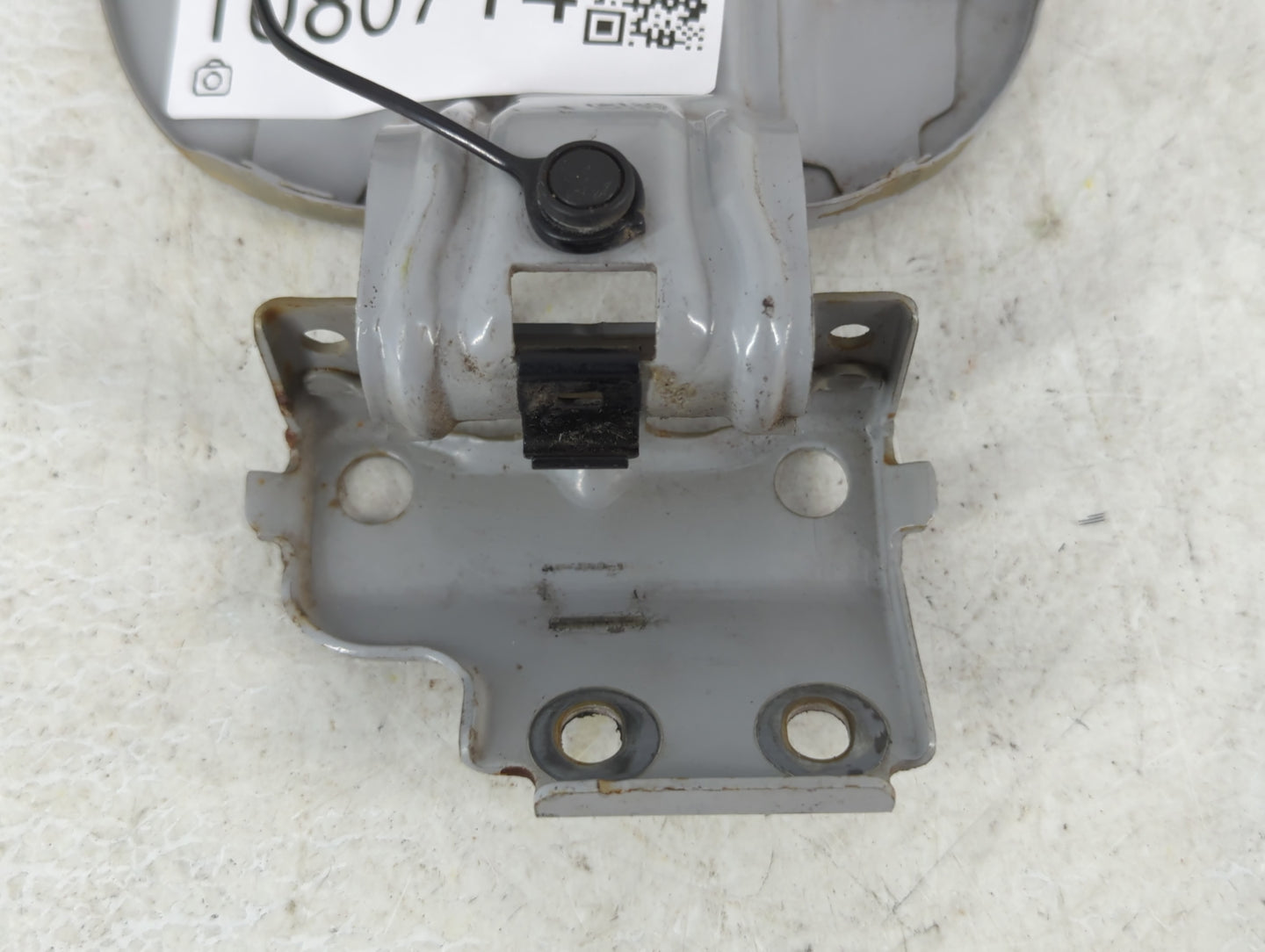 2005 Honda Pilot Fuel Tank Door Lid Gas Tank - Oemusedautoparts1.com