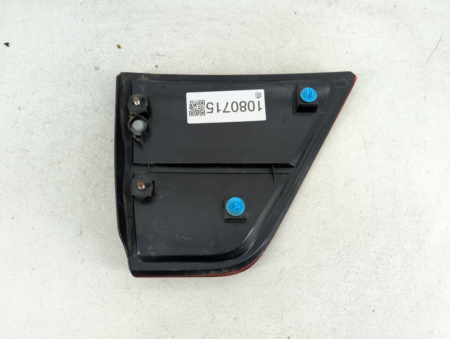 2011 Mitsubishi Endeavor Tail Light Assembly Passenger Right OEM P/N:5817A142 Fits OEM Used Auto Parts