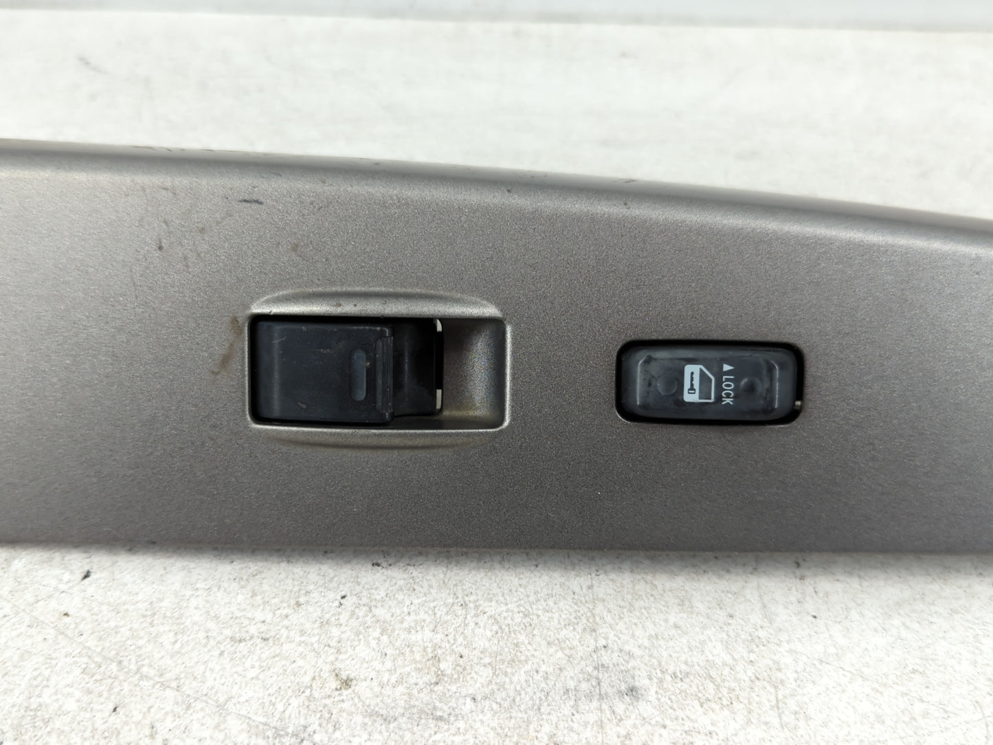 2004-2009 Toyota Prius Master Power Window Switch Replacement Driver Side Left P/N:74231-47090 Fits OEM Used Auto Parts