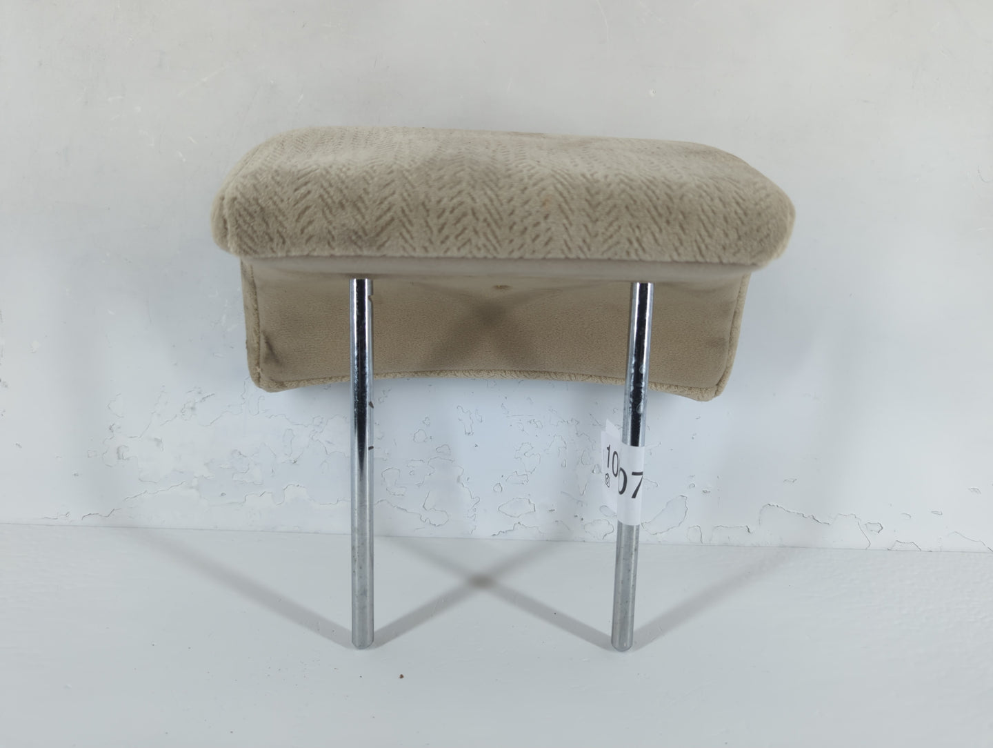 2006-2008 Kia Optima Headrest Head Rest Rear Seat Fits Fits 2006 2007 2008 OEM Used Auto Parts - Oemusedautoparts1.com