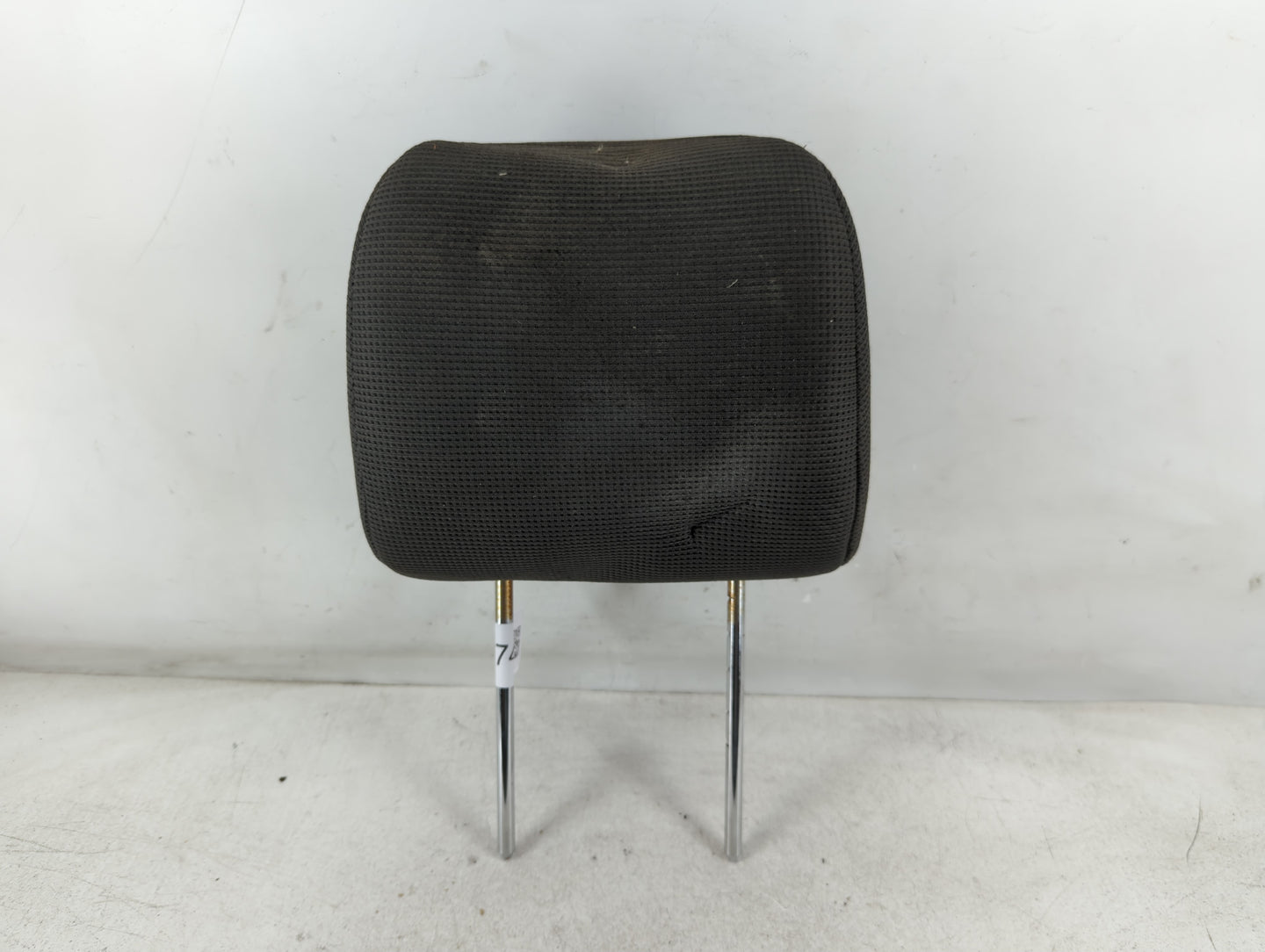 2010-2011 Kia Soul Headrest Head Rest Front Driver Passenger Seat Fits Fits 2010 2011 OEM Used Auto Parts - Oemusedautoparts1.com