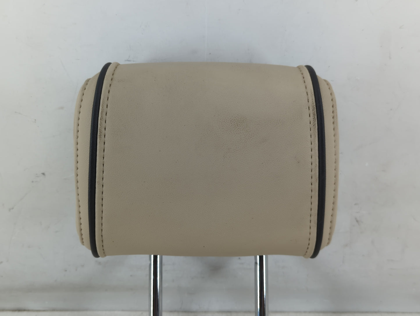 2011-2012 Lincoln Mkz Headrest Head Rest Front Driver Passenger Seat Fits Fits 2011 2012 OEM Used Auto Parts - Oemusedautoparts1.com