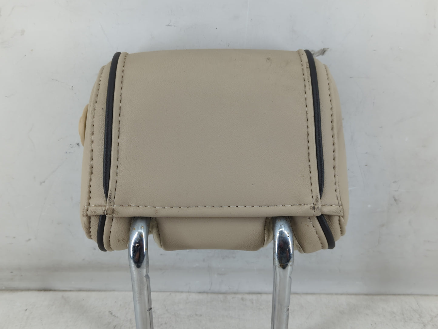 2011-2012 Lincoln Mkz Headrest Head Rest Front Driver Passenger Seat Fits Fits 2011 2012 OEM Used Auto Parts - Oemusedautoparts1.com