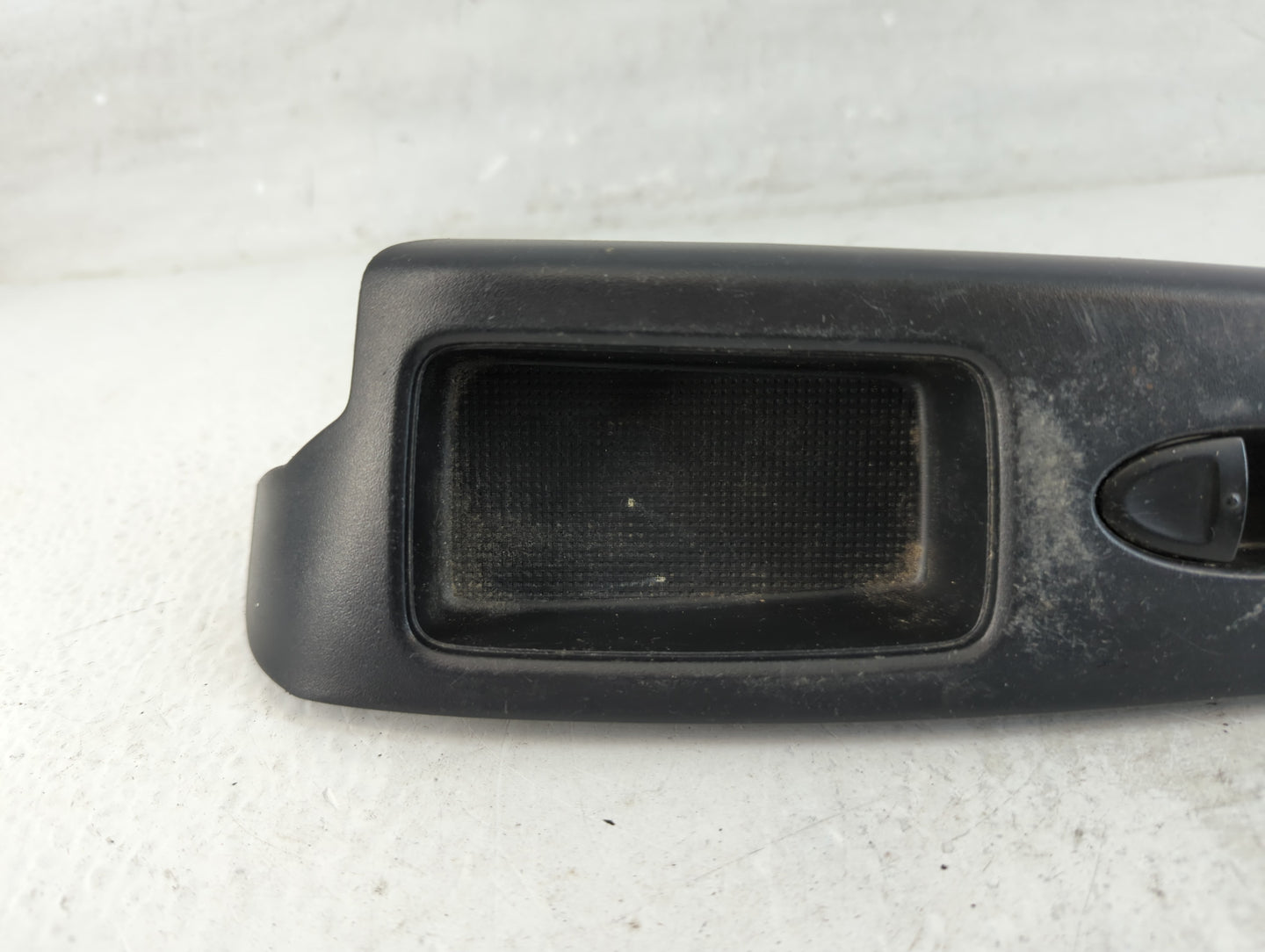 2003 Lincoln Navigator Master Power Window Switch Replacement Driver Side Left Fits OEM Used Auto Parts - Oemusedautoparts1.com