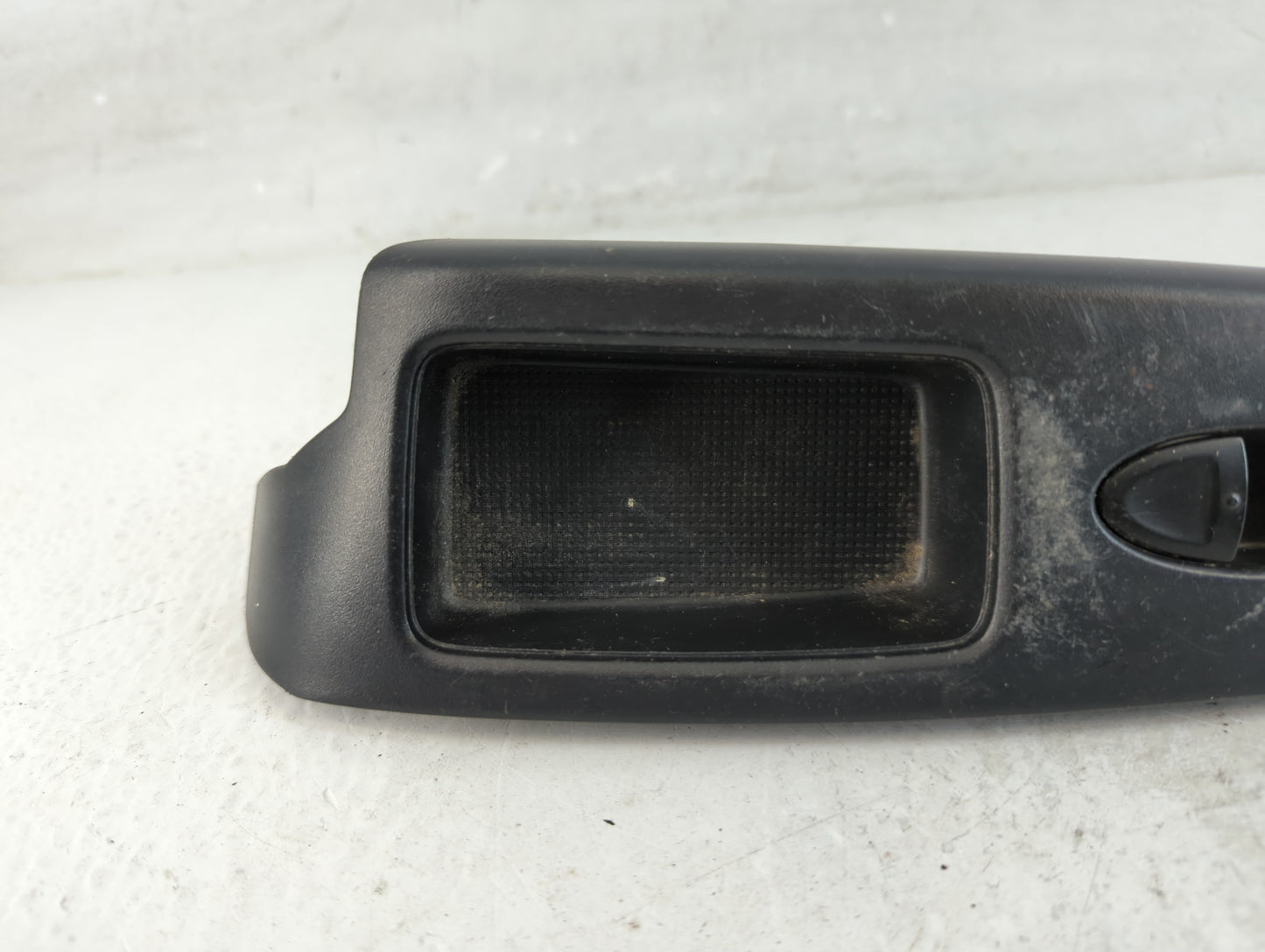 2003 Lincoln Navigator Master Power Window Switch Replacement Driver Side Left Fits OEM Used Auto Parts - Oemusedautoparts1.com