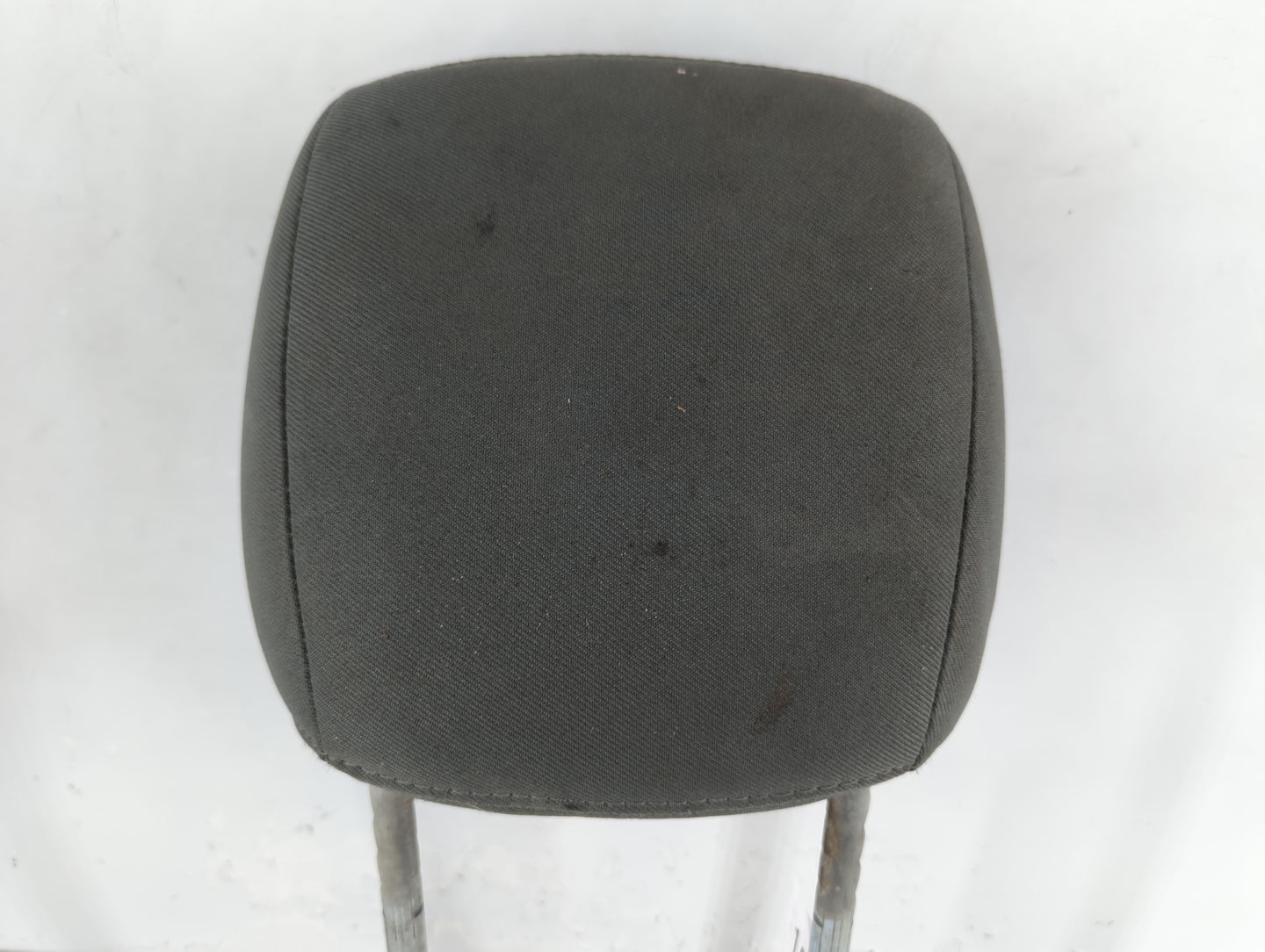 2008-2010 Chrysler Town & Country Headrest Head Rest Front Driver Passenger Seat Fits Fits 2008 2009 2010 OEM Used Auto Parts - Oemusedautoparts1.com