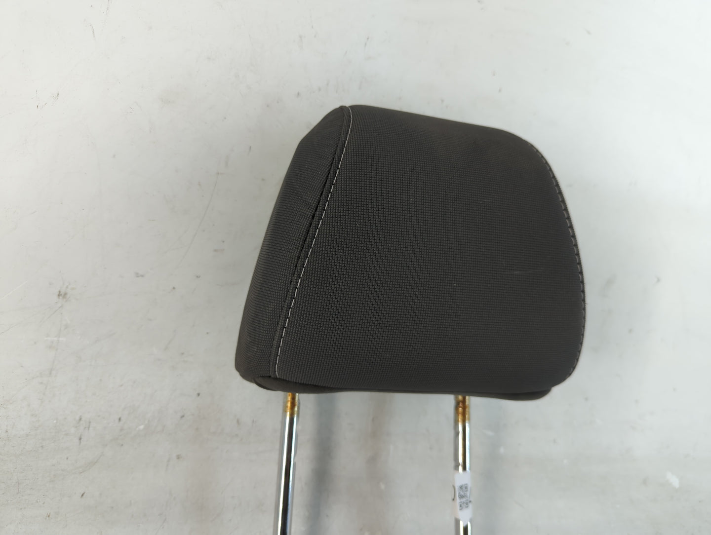 2013-2014 Ford Focus Headrest Head Rest Front Driver Passenger Seat Fits Fits 2013 2014 OEM Used Auto Parts - Oemusedautoparts1.com