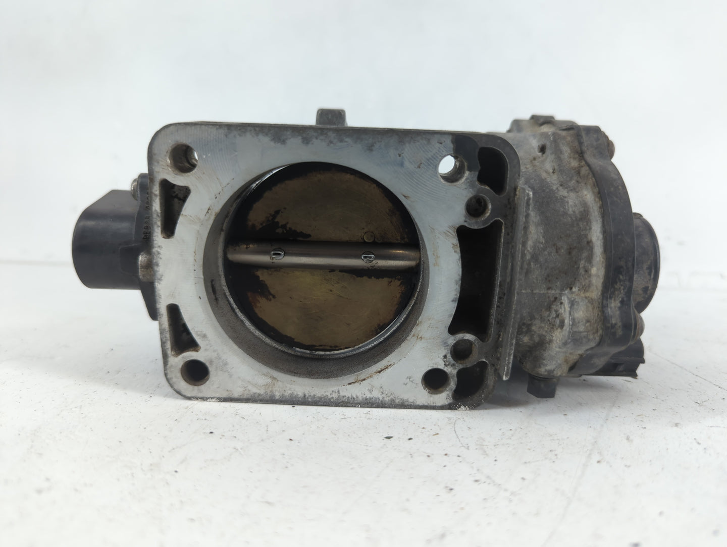 2006-2010 Ford Mustang Throttle Body P/N:3L5E-AD Fits Fits 2004 2005 2006 2007 2008 2009 2010 2011 2012 2013 2014 2015 2016 OEM Used Auto Parts - Oemusedautoparts1.com