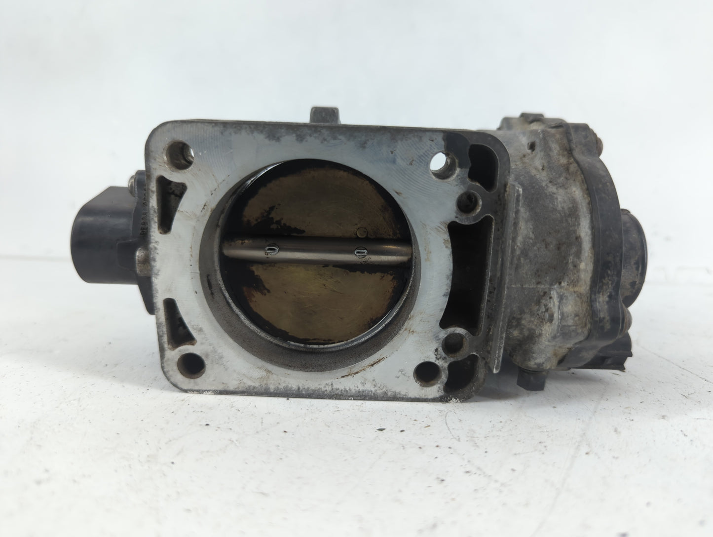 2006-2010 Ford Mustang Throttle Body P/N:3L5E-AD Fits Fits 2004 2005 2006 2007 2008 2009 2010 2011 2012 2013 2014 2015 2016 OEM Used Auto Parts - Oemusedautoparts1.com