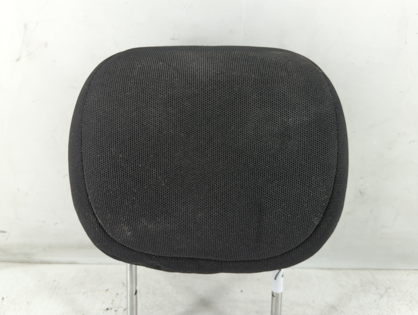 2013-2016 Dodge Dart Headrest Head Rest Front Driver Passenger Seat Fits Fits 2013 2014 2015 2016 OEM Used Auto Parts - Oemusedautoparts1.com