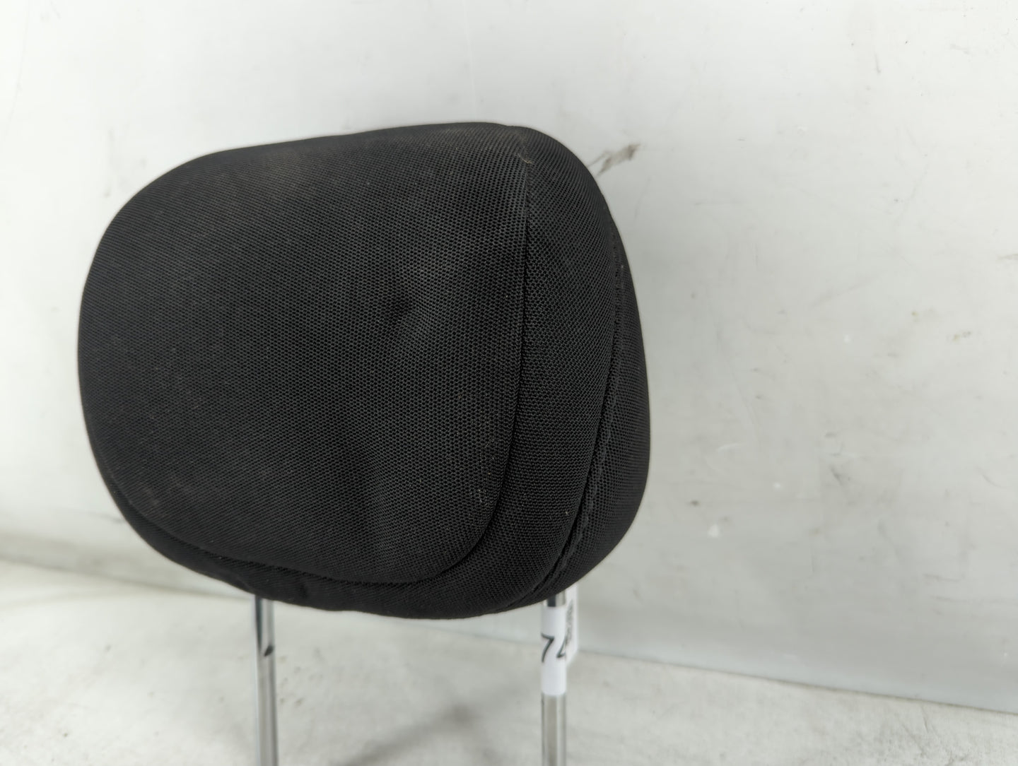 2013-2016 Dodge Dart Headrest Head Rest Front Driver Passenger Seat Fits Fits 2013 2014 2015 2016 OEM Used Auto Parts - Oemusedautoparts1.com