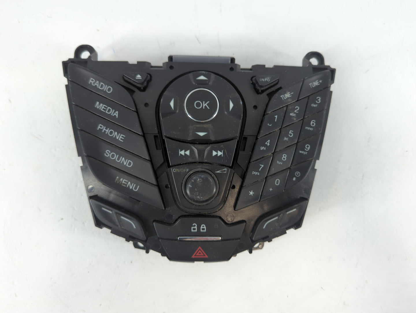 2012-2013 Ford Focus Radio AM FM Cd Player Receiver Replacement P/N:DM5T 18K811 LA Fits Fits 2012 2013 OEM Used Auto Parts - Oemusedautoparts1.com