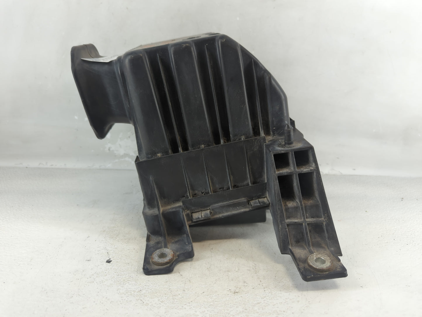 2004-2009 Dodge Durango Air Cleaner Intake-duct Hose Tube