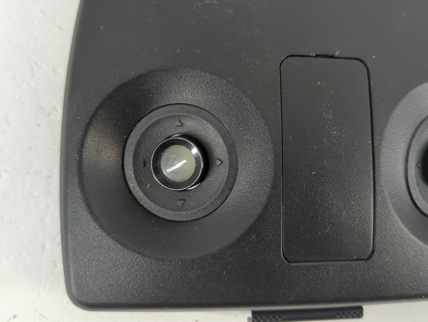 2013 Chrysler 200 Overhead Roof Console - Oemusedautoparts1.com