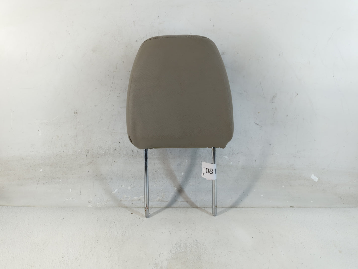 2011-2013 Ford Edge Headrest Head Rest Front Driver Passenger Seat Fits Fits 2011 2012 2013 OEM Used Auto Parts - Oemusedautoparts1.com