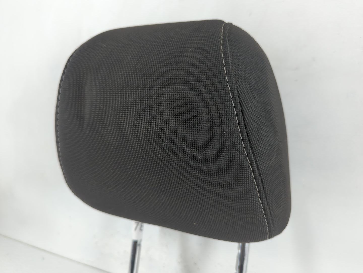 2013-2014 Ford Focus Headrest Head Rest Front Driver Passenger Seat Fits Fits 2013 2014 OEM Used Auto Parts - Oemusedautoparts1.com