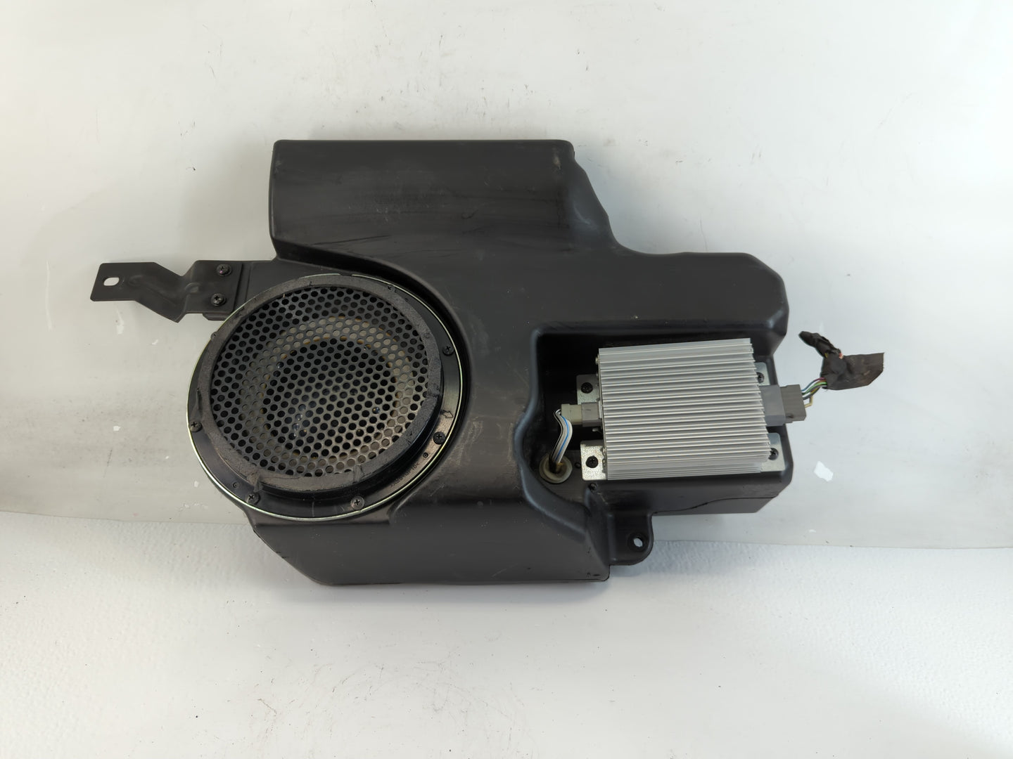2010 Ford Flex Speaker/subwoofer - Oemusedautoparts1.com